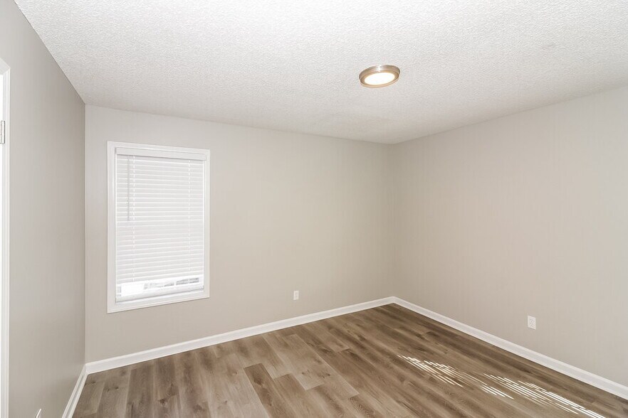 Building Photo - 250 German Creek Cove