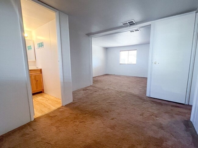 Building Photo - HOUSE - COTTONWOOD - VERDE VILLAGE