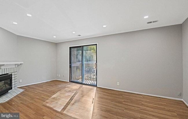 Building Photo - 2691 Glengyle Dr