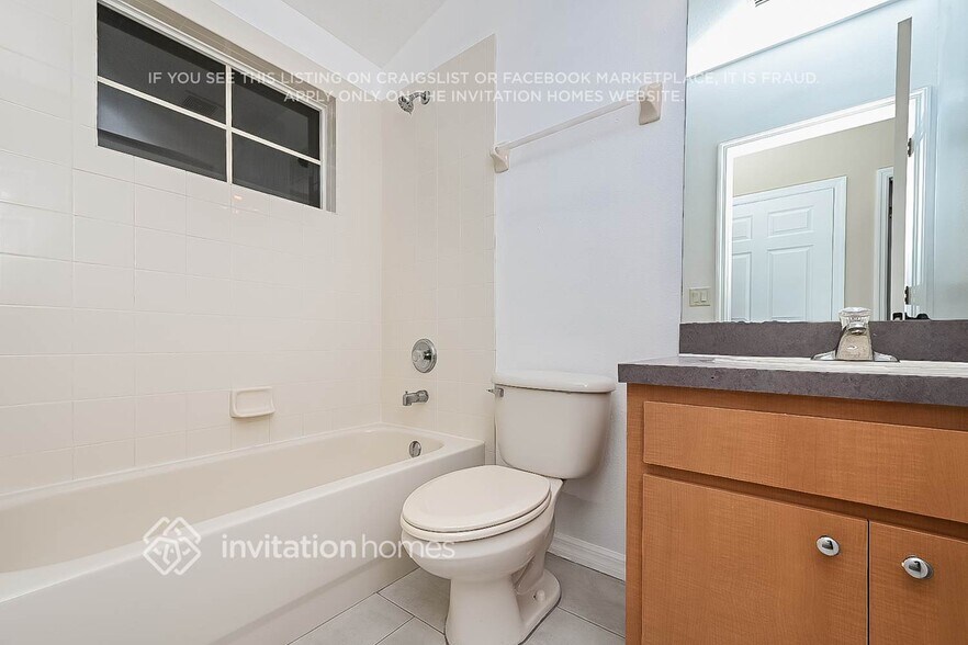 Building Photo - 3739 Dogtrot St