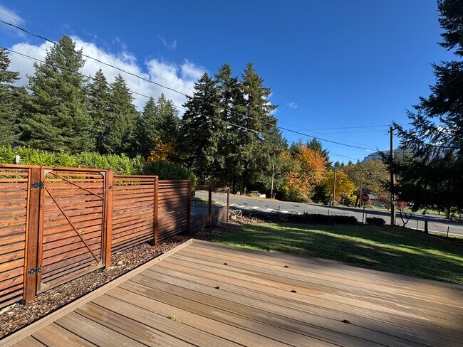 Building Photo - 361 Frank Johns Rd