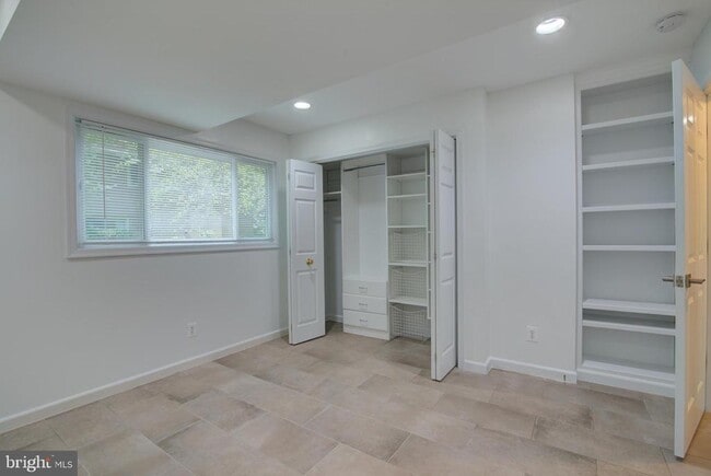 Building Photo - 11621 Sourwood Ln