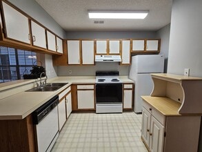 Building Photo - Baytree