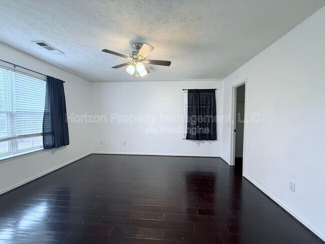 Building Photo - 5705 Mountain Top Pl