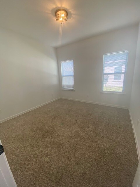 Building Photo - 836 Gibbard Ave