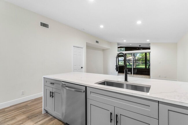 Building Photo - 22289 Timberly Dr