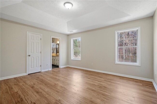 Building Photo - 3323 Old Oaks Rd