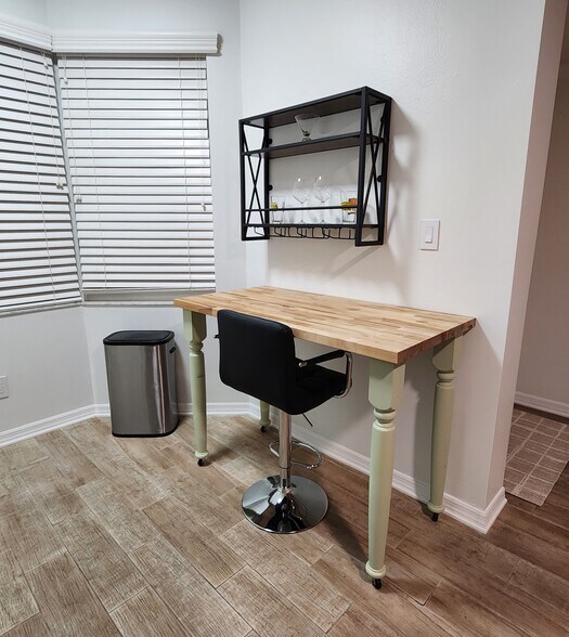 Building Photo - 7882 Sailboat Key Blvd S