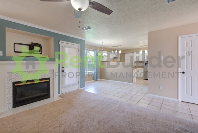 Building Photo - $MOVE IN SPECIAL PRICING$ 999.00 FIRST FULL MONTHS RENT.