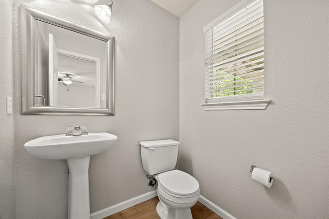 Building Photo - 1429 Davis Mountain Loop