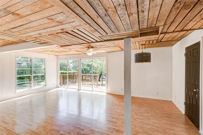 Building Photo - 208 Westhaven Dr
