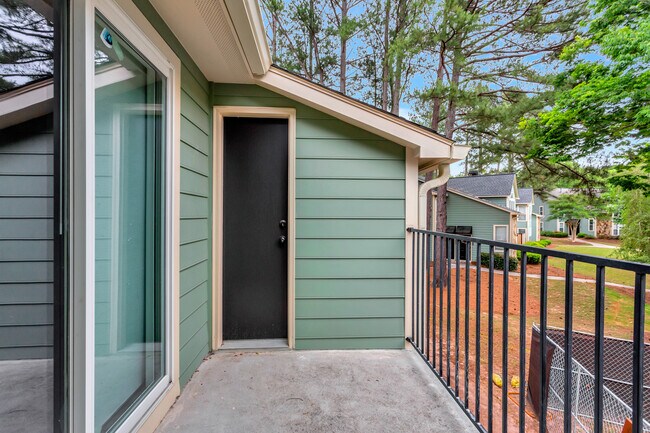 Building Photo - 1006 Canyon Point Cir