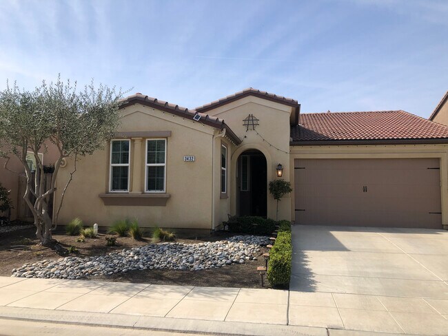 Primary Photo - 3432 La Solana Ave