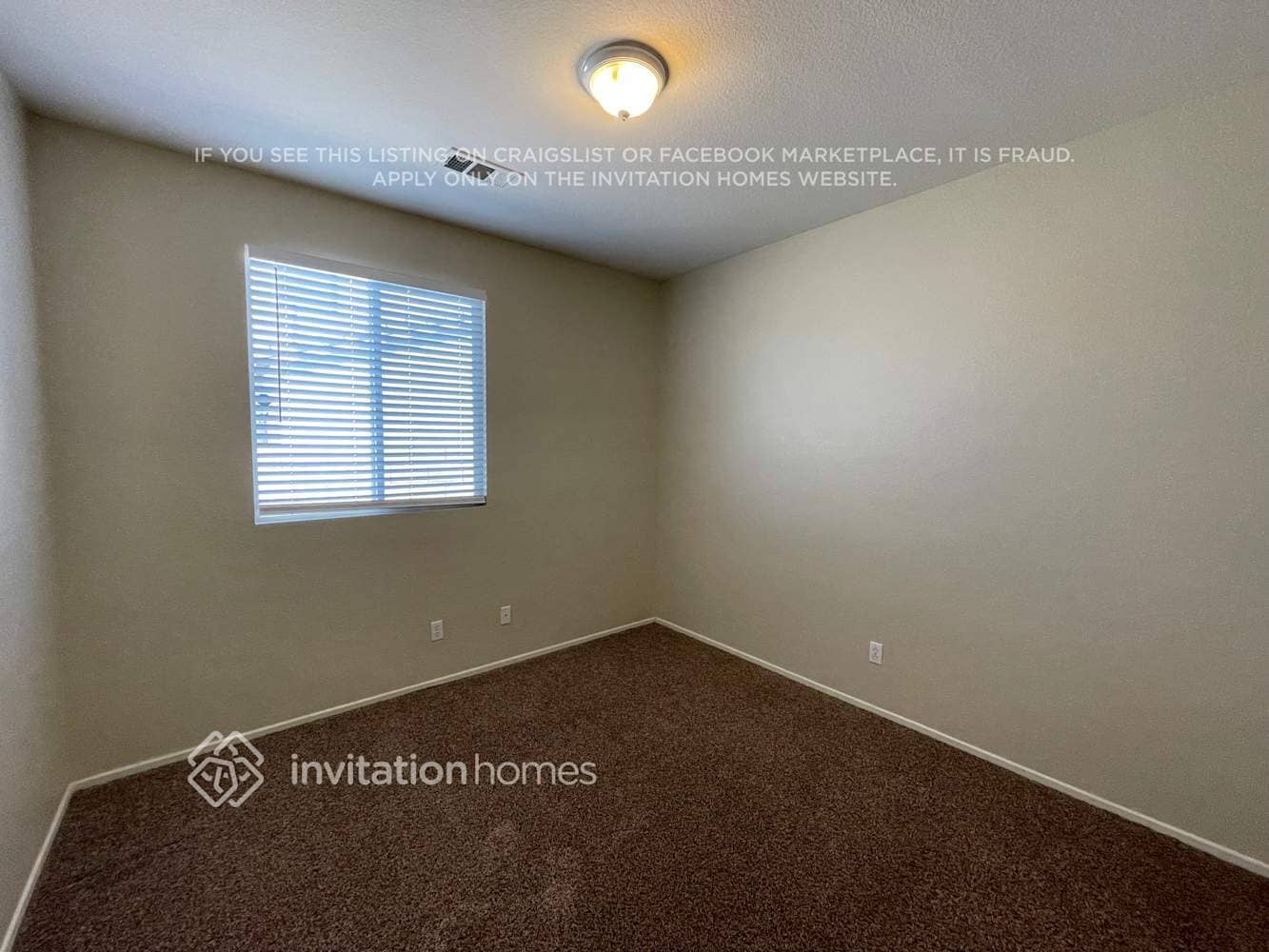 Building Photo - 5815 W Ave J 12