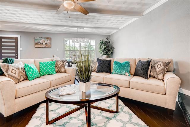 Building Photo - 1715 Pratt St