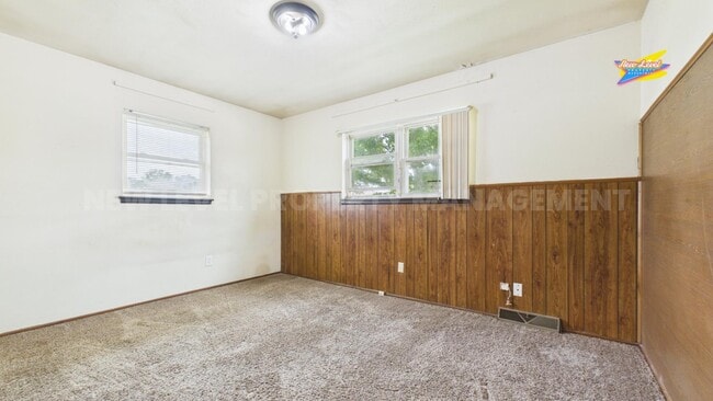 Building Photo - 2952 S Bunker Hl Dr