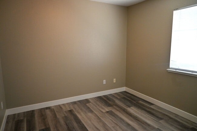 Building Photo - Resident Benefit Package Property