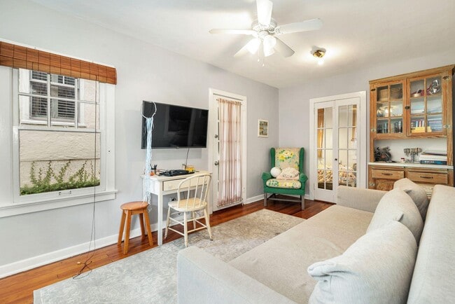 Building Photo - 710 Claremore Dr