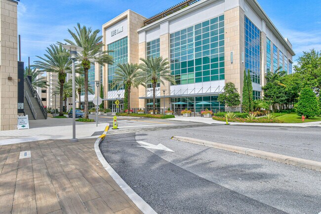 Building Photo - 3610 Gardens Pkwy