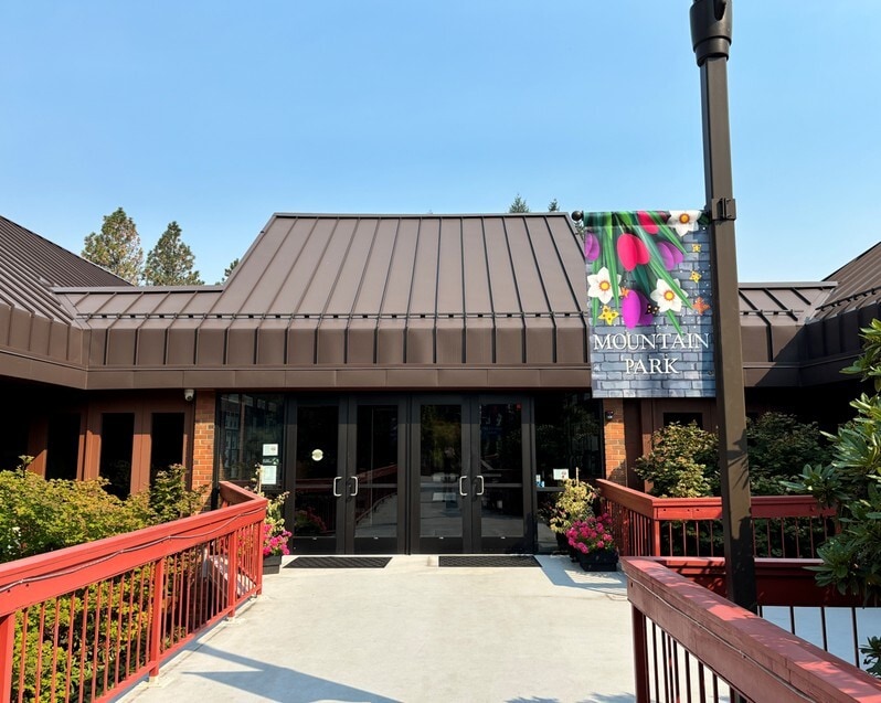 Mt. Park Rec Ctr Entrance - 47 Eagle Crest Dr