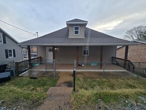 Building Photo - mad5878