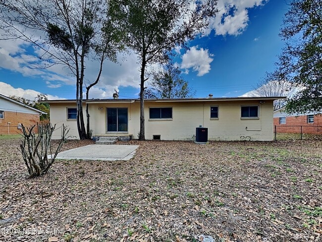 Building Photo - 1846 Grove Park Dr