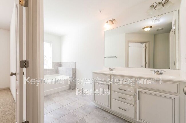 Building Photo - 1973 Brightleaf Way