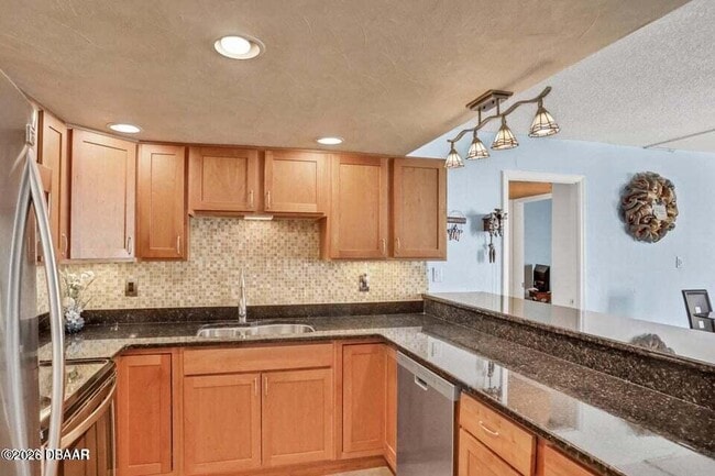 Building Photo - 2947 S Atlantic Ave