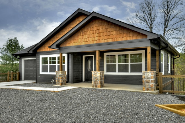 Building Photo - 64 Walnut Dr