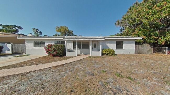 Primary Photo - 3655-3629 29th Ave S