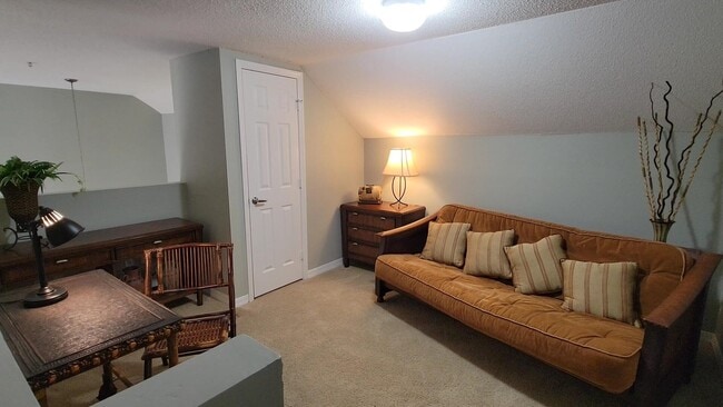 Building Photo - 4270 Calinda Ln