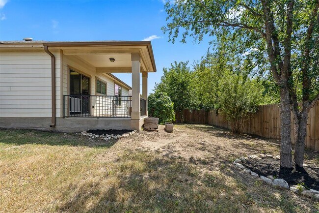Building Photo - 5501 S Hearsey Dr