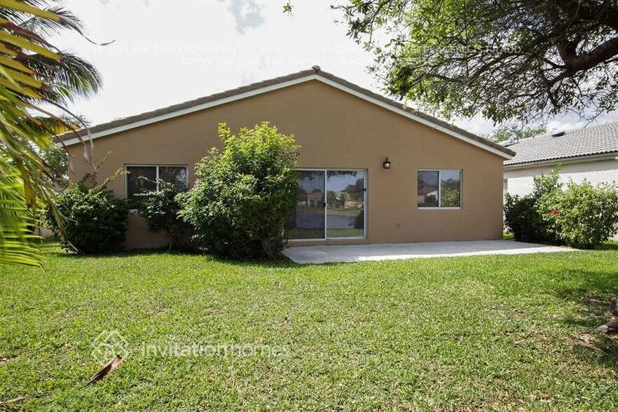 Building Photo - 2473 SW 106th Ave