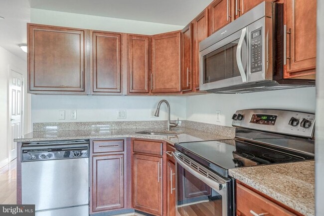 Building Photo - 4122 Haverford Ave