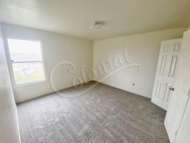 Building Photo - 4bd/2.5 in Killeen TX