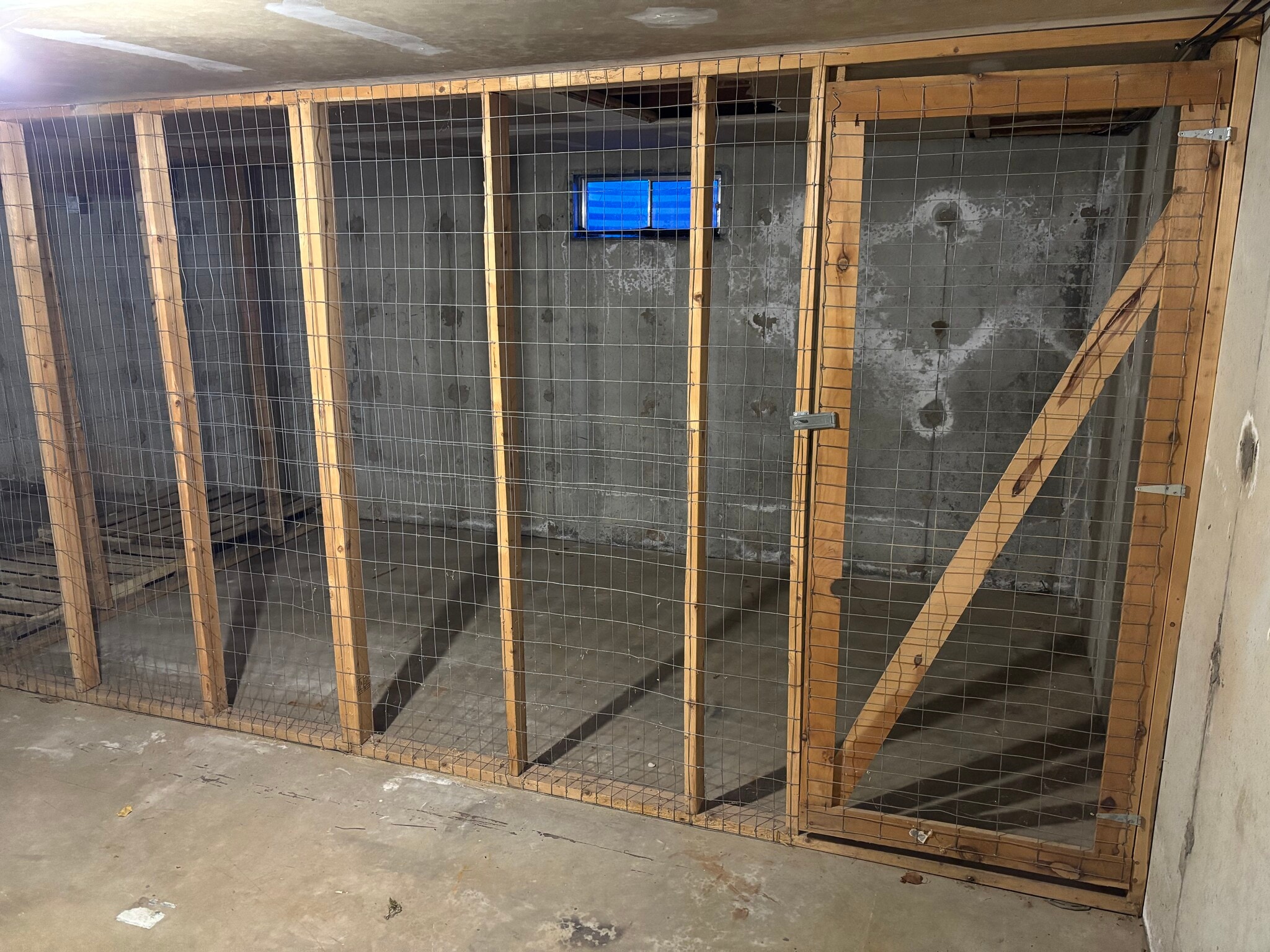 basement storage unit - 91 Pickering Rd