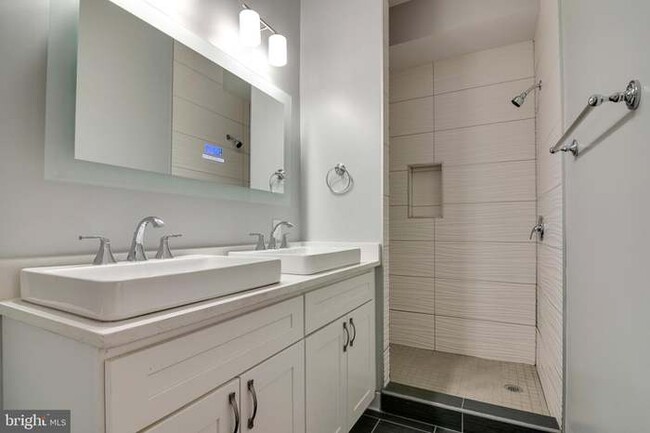 BA 3 - 937 R St NW