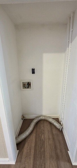 Building Photo - 2109 Bernardo De Galvez Ave