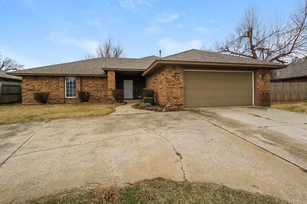 Building Photo - 8117 Turtle Dove Dr