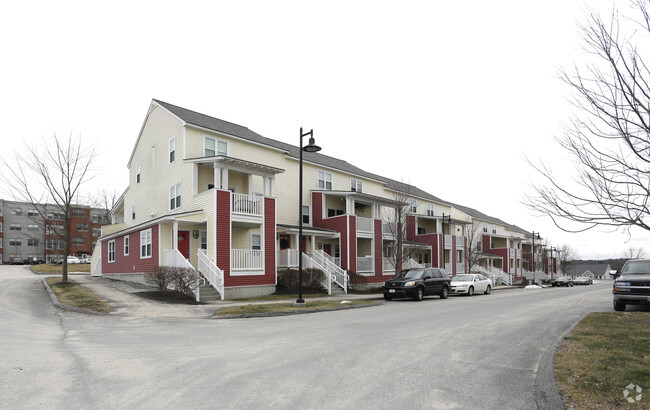 Building Photo - Brick Hill Townhouses