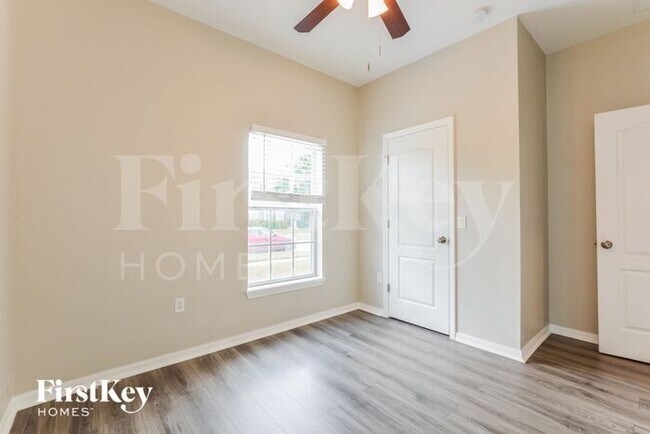 Building Photo - 3148 Regal Darner Dr