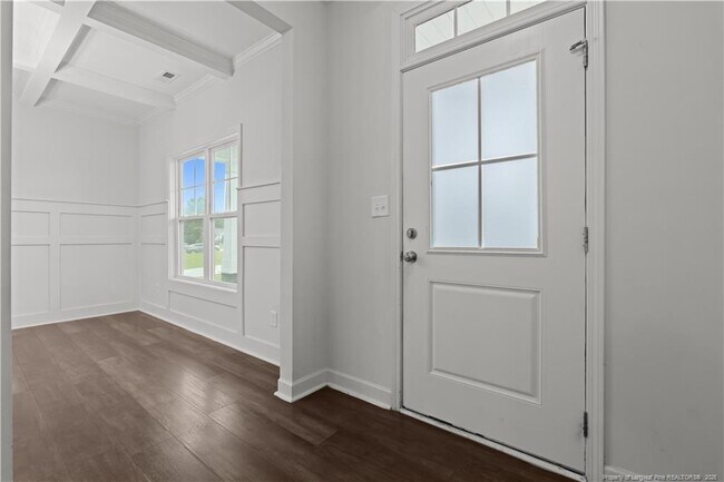 Building Photo - 4616 Scenic Pines Dr