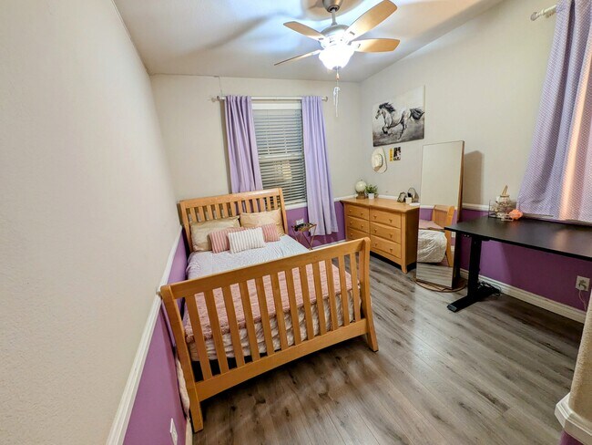 Building Photo - 3433 Arborview Dr