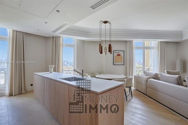 Building Photo - 9 Avenue Frederic Le Play Ave