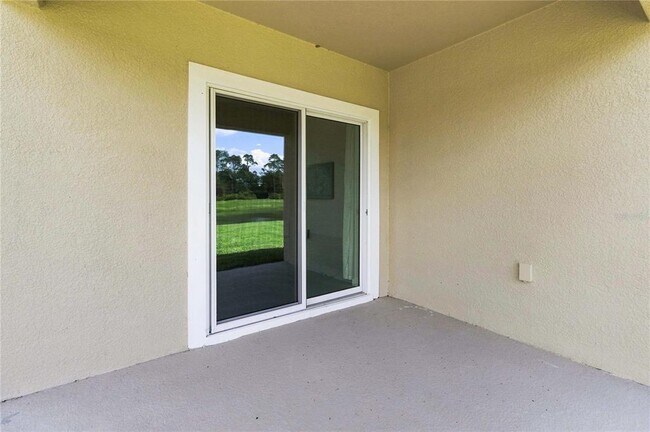 Building Photo - 1041 Champion Ridge Dr