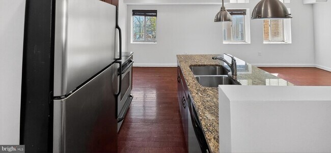 Building Photo - 5407 9th St NW