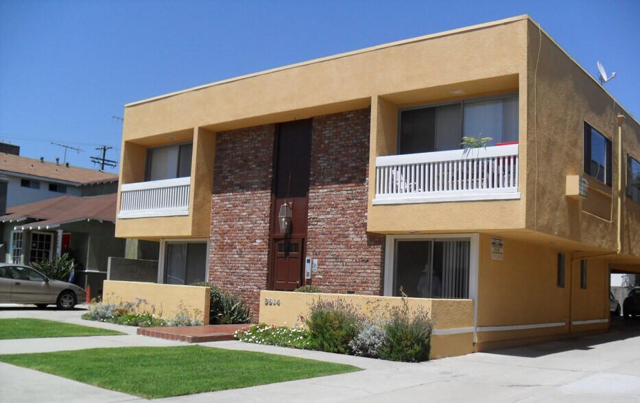 EXTERIOR - 3614 Clarington Ave