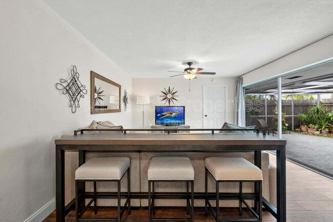 Building Photo - 93 East Ct