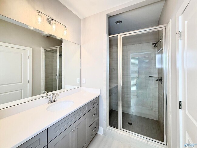 Building Photo - 190 Kearny St