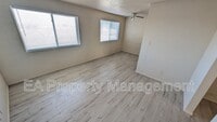 Building Photo - 812 Chelwood Park Blvd NE